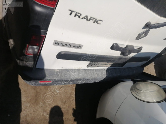 RENAULT TRAFİC ARKA TAMPON KONUK OTO
