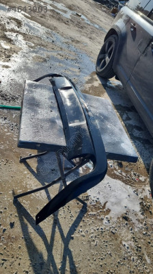 Volvo v40 model 2014-2016 arka tampon alt spoiler