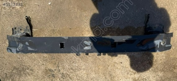 SKODA SÜPERB TAMPON DEMİRİ