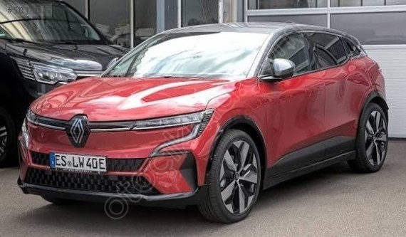 RENAULT MEGANE E-TECH ÖN CAM