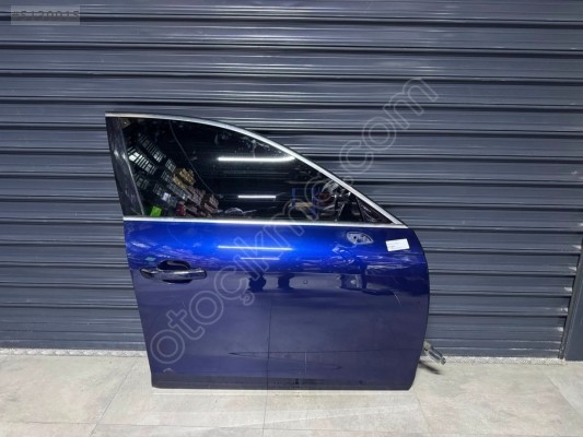 2021 AUDİ A4 SAĞ ÖN KAPI LACİVERT - 8W0831052B