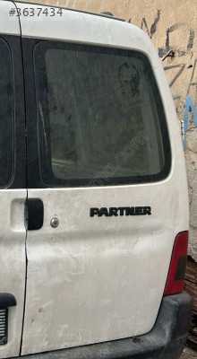 PEUGEOT PARTNER 1999 MODEL SAĞ ARKA STOP s