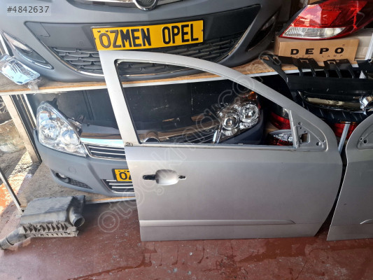 ÖZMEN OPEL ASTRA H ÇIKMA SAĞ ÖN KAPI
