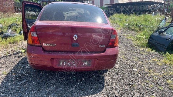 2001 clio arka tampon