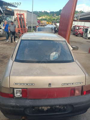 LADA VEGA ARKA BAGAJ KAPAĞI