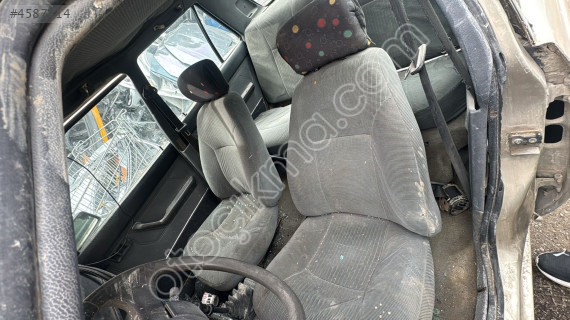 Renault 9 koltuk takımı