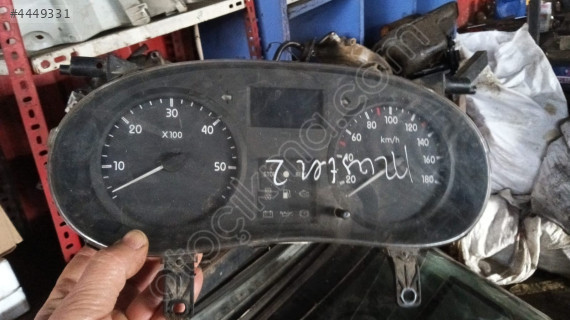Renault master 2 kilometre saati