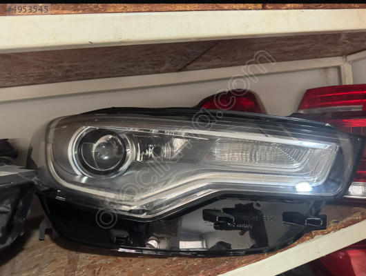 AUDİ A6 2012 SAĞ FAR