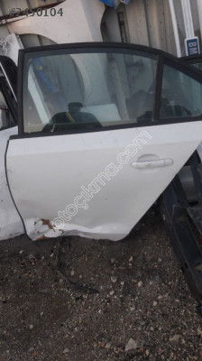 ÇIKMA PARÇA VOLKSWAGEN JETTA SOL ARKA KAPI