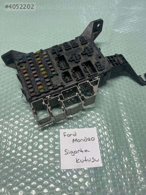 FORD MONDEO SİGORTA KUTUSU
