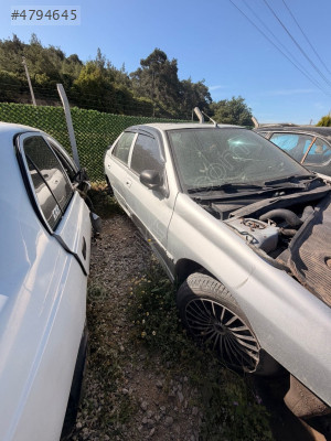 Peugeot 406 sağ ön kapı