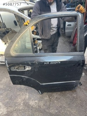 KIA SORENTO SAĞ ARKA KAPI KONUKOTO