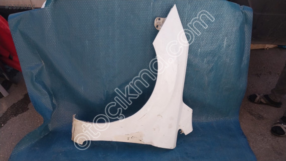 2009/2011 FORD FOCUS BEYAZ SOL ÖN ÇAMURLUK ORJİNAL