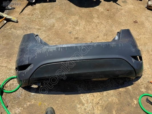 FORD FİESTA ARKA TAMPON