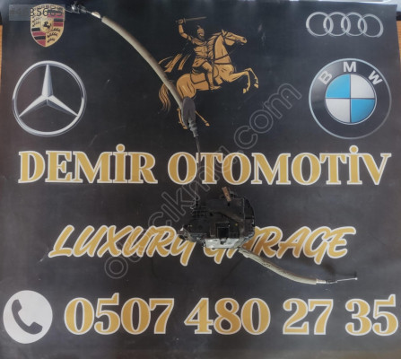 RENAULT CLİO 5 SAĞ ÖN KAPI KİLİDİ ORJİNAL 805029595R