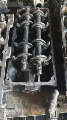 Ford festiva silindir kapağı