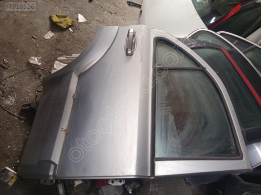 KİA SORENTO SAĞ ARKA KAPI
