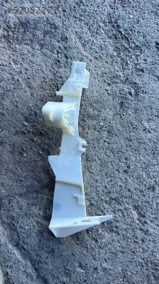 Ford Puma sol ön kapı iç braketi
