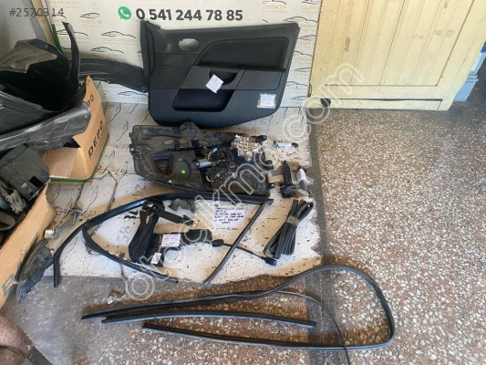 FORD FİESTA SAĞ ÖN KAPI DÖŞEMESİ 2002-2008 MODEL ORJİNAL