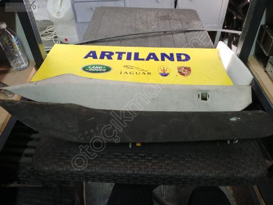 Land Rover range Rover trim