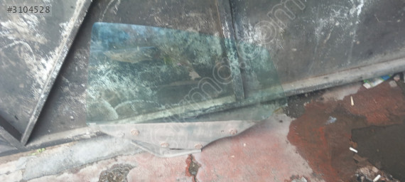 Çıkma mazda lantis sol arka kapı camı