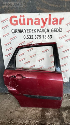 FORD FOCUS 1 SAĞ ARKA KAPI