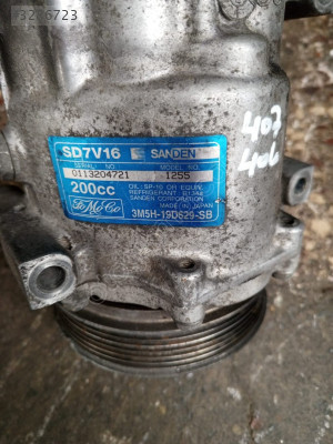 VOLVO V4 KLİMA KOMPRESÖR