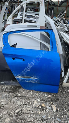 PEUGEOT 308 SAĞ ARKA KAPI ORİJİNAL ÇIKMA