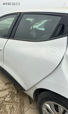 RENAULTCLİO SOL ARKA KAPI ÇIKMA