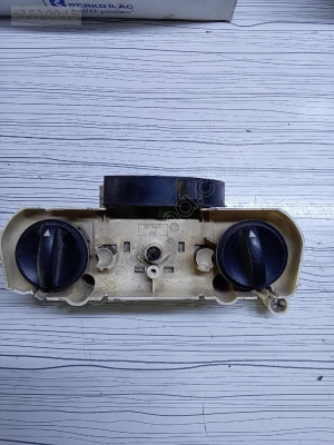 TOYOTA Corolla Klima Kontrol Paneli 981968F