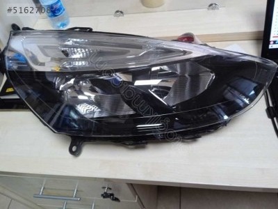 Renault Clio 4 Sağ Ön Far Makyajlı