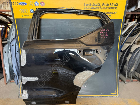 VOLVO C40 SOL ARKA KAPI ÇIKMA ORİJİNAL