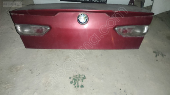 ALFA ROMEO 156 BAGAJ KAPAĞI