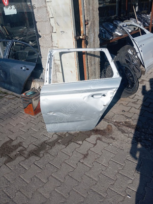 Skoda scala sol arka kapı