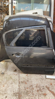 Megane 2 sağ ön arka kapı