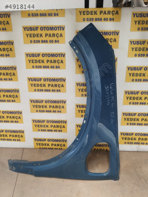 VOLVO XC40 SOL ÇAMURLUK ORJİNAL