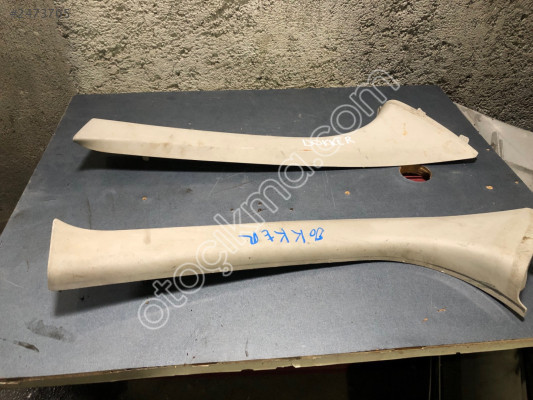 DACİA DOKKER ÖN DİREK PLASTİĞİ