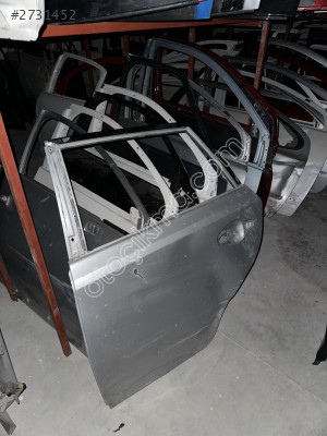 TOYOTA AURİS ÇIKMA ORJİNAL SOL ARKA KAPI BD1