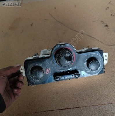 RENAULT MEGANE 2 KLİMA KONTROL PANELİ