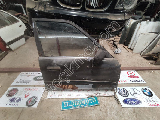 TOYOTA CORONA 1991 SAĞ ÖN KAPI