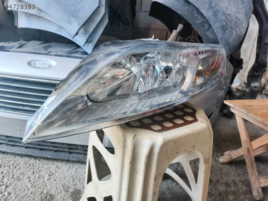 Ford Mondeo sol ön far 2007-2010