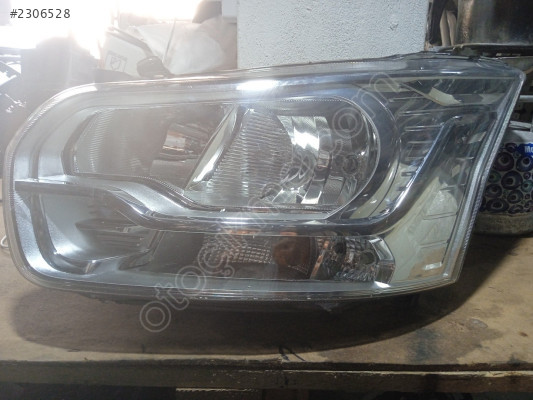 Ford Transit sağ far çıkma orjinal