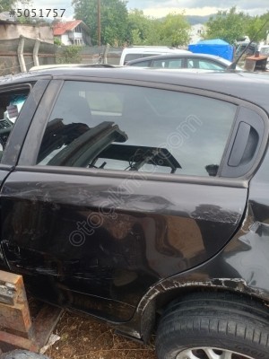 Alfa Romeo 147 Sol Arka Kapı
