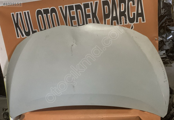 toyota verso kaput