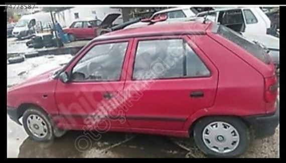 Skoda favorit sağ on kapı