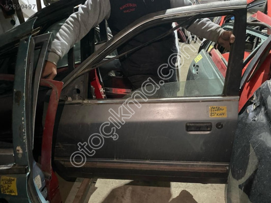 FORD SCORPİO SOL ÖN KAPI CAMI 1994 MODEL ORJİNAL ÇIKMA