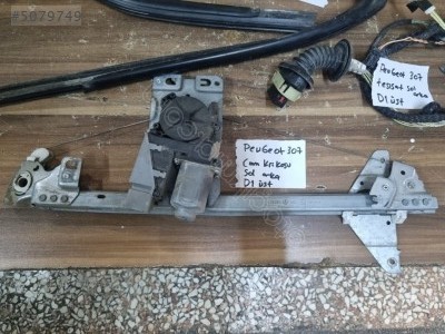 PEUGEOT 307 SOL ARKA KAPI CAM KRİKOSU