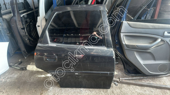OPEL VECTRA B ARKA KAPI SAĞ DOLU BURSA MG