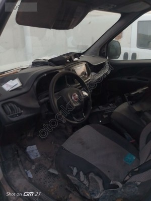Fiat Doblo geniş aile göğüsluk