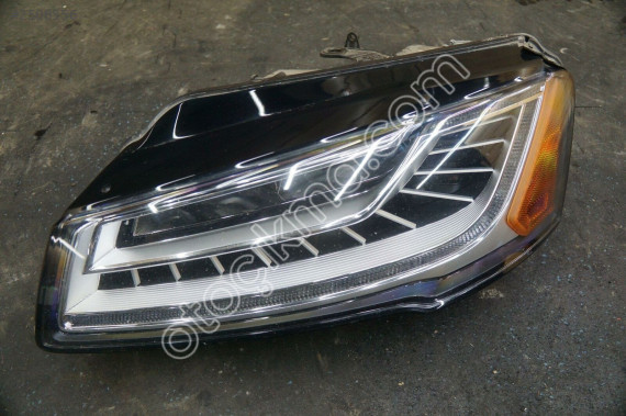 AUDİ A8 SAĞ SOL LED FAR